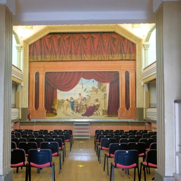 Palco da sala de espetáculos